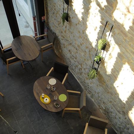 Aux Terrasses Hotel Турню Екстериор снимка