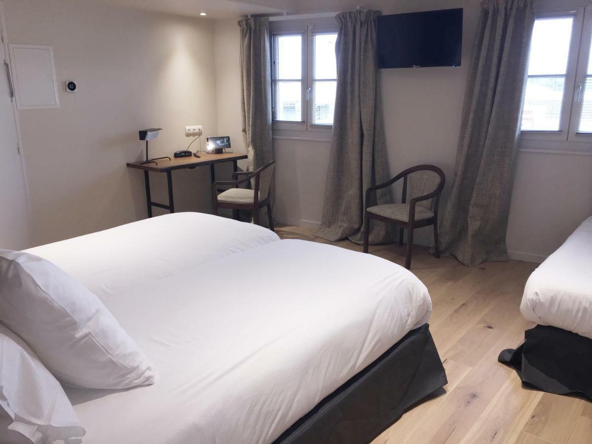 Aux Terrasses Hotel Турню Екстериор снимка